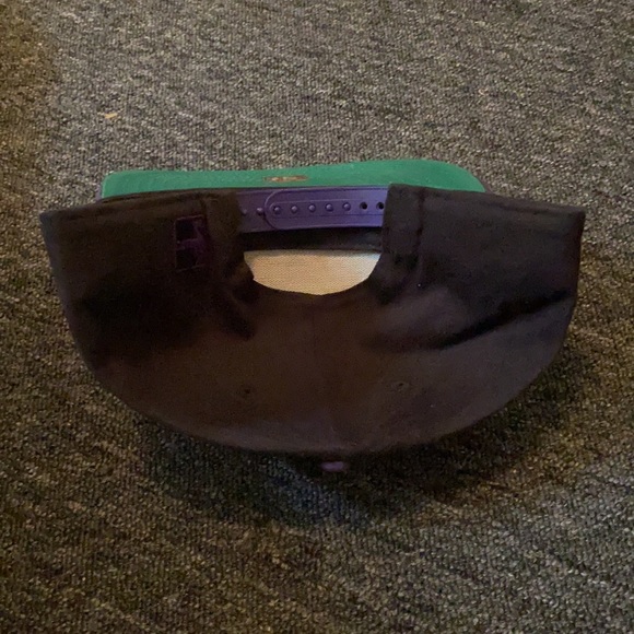 Toronto Raptors Snapback - Picture 2 of 3